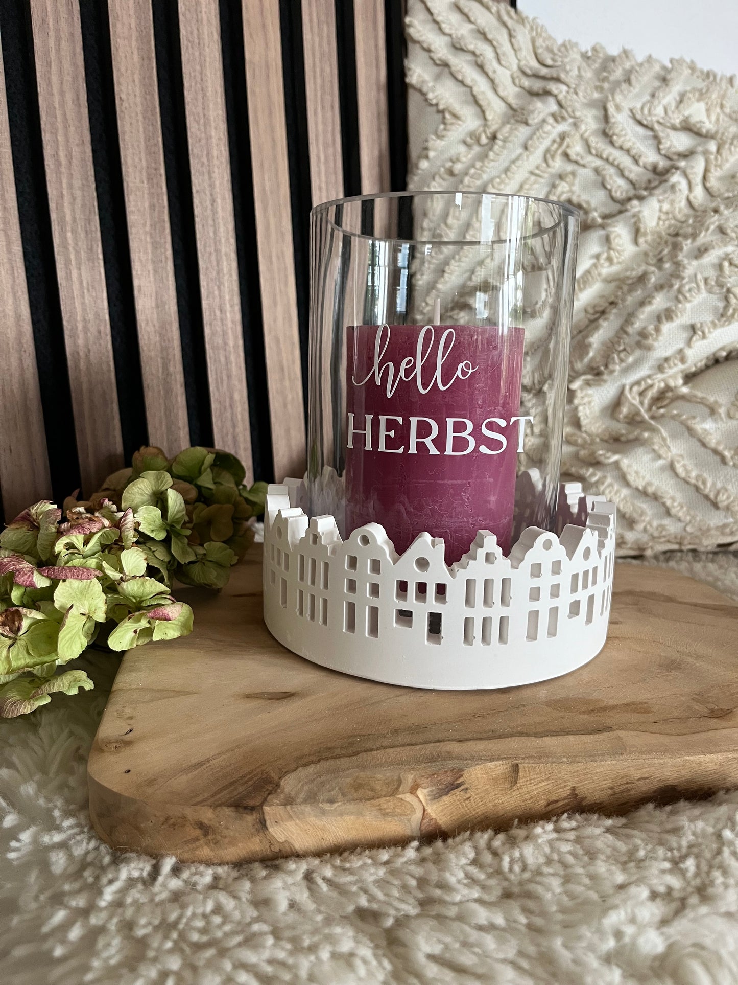 Häuserkranz mit Glaszylinder